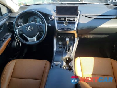 Zdjęcie 8 z 13 samochodu: 2020 LEXUS NX 300H VIN:JTJGJRDZ1L2133168 - miniatura