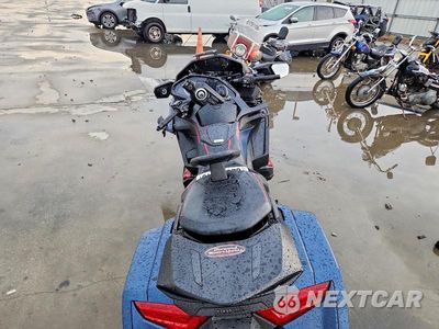 Zdjęcie 6 z 9 samochodu: 2022 HONDA GL1800 B VIN:JH25C7944NK400578 - miniatura