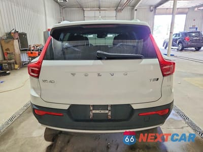 Zdjęcie 6 z 13 samochodu: 2019 VOLVO XC40 T5 MOMENTUM VIN:YV4162UK2K2127783 - miniatura