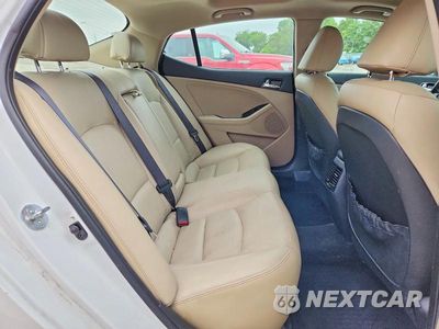 Zdjęcie 10 z 12 samochodu: 2012 KIA OPTIMA EX VIN:5XXGN4A7XCG023176 - miniatura