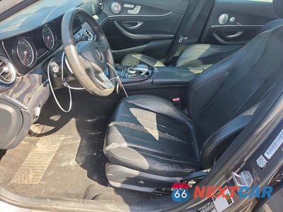 Zdjęcie 7 z 12 samochodu: 2017 MERCEDES-BENZ E 300 4MATIC VIN:WDDZF4KB1HA144227 - miniatura