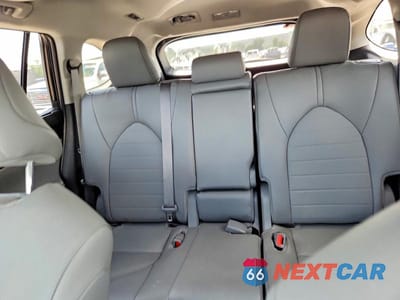 Zdjęcie 10 z 13 samochodu: 2025 TOYOTA HIGHLANDER XLE VIN:5TDKDRAH4SS557578 - miniatura