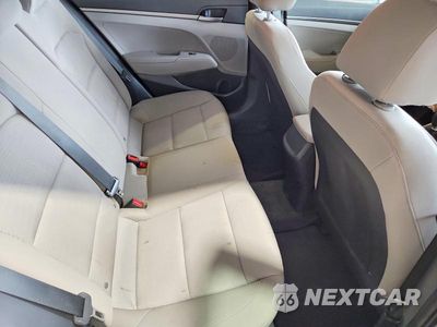 Zdjęcie 10 z 13 samochodu: 2018 HYUNDAI ELANTRA SE VIN:5NPD74LF2JH353669 - miniatura