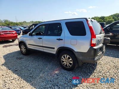 Drugie zdjęcie samochodu z przodu: 2005 HONDA CR-V EX VIN:SHSRD78835U308506 - miniatura