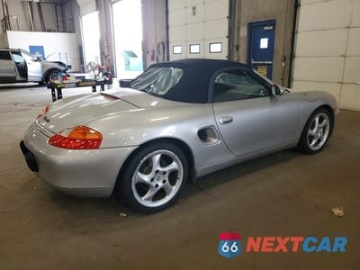 Trzecie zdjęcie samochodu z tyłu: 2000 PORSCHE BOXSTER VIN:WP0CA2980YU624688 - miniatura