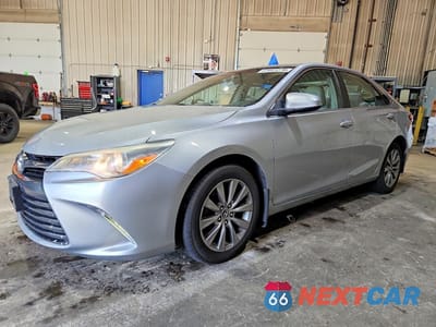 2015 TOYOTA CAMRY XLE 4T4BF1FK5FR465608 - główne zdjęcie licytacji z USA - miniatura