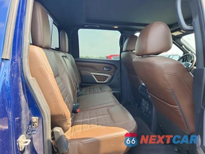 Zdjęcie 10 z 12 samochodu: 2021 NISSAN TITAN PLATINUM RESERVE VIN:1N6AA1ED1MN523889 - miniatura