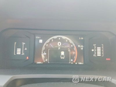 Zdjęcie 9 z 12 samochodu: 2026 TOYOTA TACOMA SR5 VIN:3TMKB5FN9TM070777 - miniatura