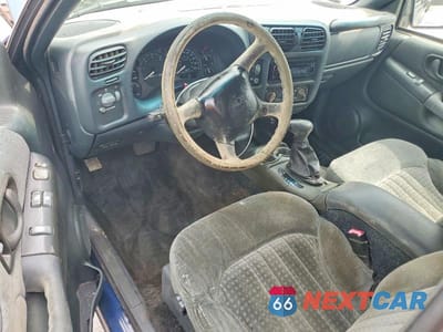 Zdjęcie 8 z 13 samochodu: 2002 CHEVROLET BLAZER VIN:1GNCS18W82K143184 - miniatura