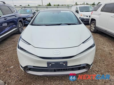Piąte zdjęcie samochodu w środku: 2024 TOYOTA PRIUS LIMITED VIN:JTDADABU2R3012905 - miniatura