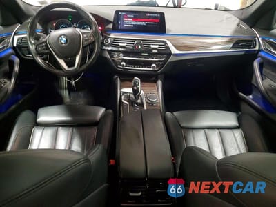 Zdjęcie 8 z 12 samochodu: 2019 BMW 530XE VIN:WBAJB1C5XKB376270 - miniatura