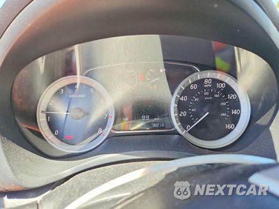Zdjęcie 9 z 12 samochodu: 2014 NISSAN SENTRA SV VIN:3N1AB7AP5EL674158 - miniatura