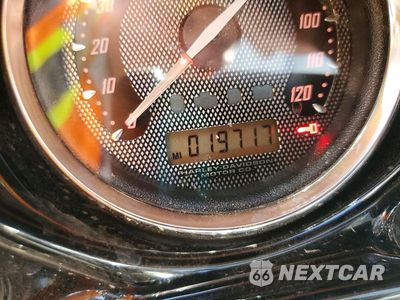 Zdjęcie 7 z 8 samochodu: 2010 HARLEY-DAVIDSON FLHTCUSE5 BLK VIN:1HD1PR821AB957784 - miniatura
