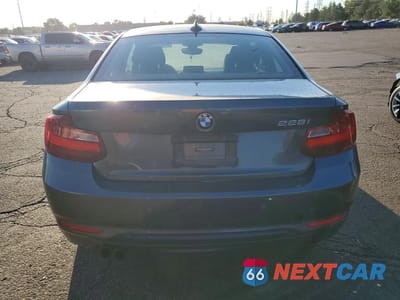 Zdjęcie 6 z 12 samochodu: 2016 BMW 228 I SULEV VIN:WBA1F9C59GV545154 - miniatura