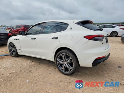 Drugie zdjęcie samochodu z przodu: 2021 MASERATI LEVANTE S VIN:ZN661YUAXMX359666 - miniatura