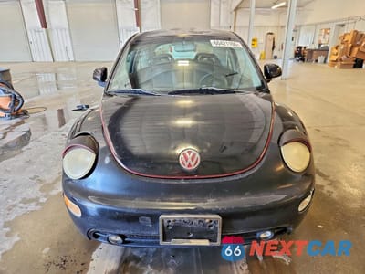Piąte zdjęcie samochodu w środku: 1998 VOLKSWAGEN NEW BEETLE VIN:3VWBB61C0WM037907 - miniatura