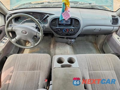 Zdjęcie 8 z 12 samochodu: 2001 TOYOTA TUNDRA SR5 VIN:5TBBT441X1S202989 - miniatura