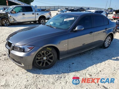 2007 BMW 328 I WBAVA37577NL17242 - główne zdjęcie licytacji z USA - miniatura