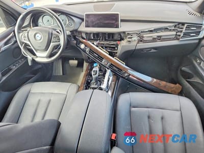 Zdjęcie 8 z 13 samochodu: 2018 BMW X5 SDRIVE35I VIN:5UXKR2C53J0Z21663 - miniatura