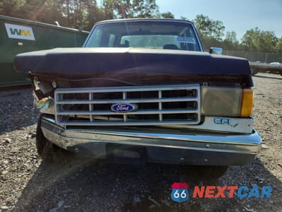 Piąte zdjęcie samochodu w środku: 1990 FORD F350 VIN:2FTJW35H1LCA42628 - miniatura