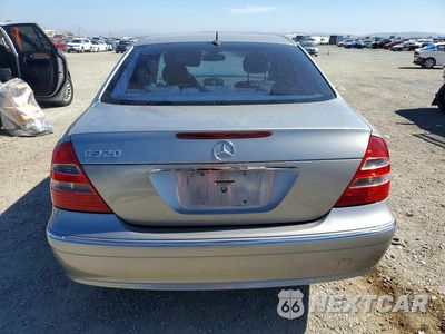 Zdjęcie 6 z 13 samochodu: 2004 MERCEDES-BENZ E 320 VIN:WDBUF65J04A532707 - miniatura