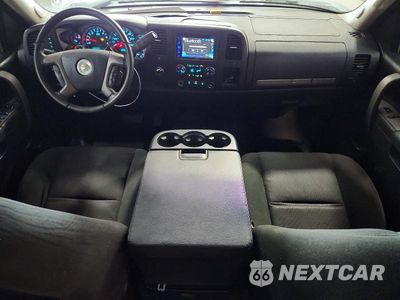 Zdjęcie 8 z 12 samochodu: 2011 CHEVROLET SILVERADO K1500 LT VIN:3GCPKSE28BG223254 - miniatura