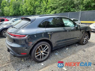 Trzecie zdjęcie samochodu z tyłu: 2024 PORSCHE MACAN BASE VIN:WP1AA2A57RLB21240 - miniatura