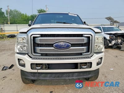 Piąte zdjęcie samochodu w środku: 2014 FORD F350 SUPER DUTY VIN:1FT8W3BT4EEA19509 - miniatura