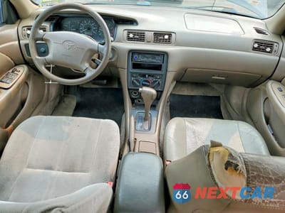 Zdjęcie 8 z 13 samochodu: 1998 TOYOTA CAMRY LE VIN:JT2BG22K6W0156866 - miniatura
