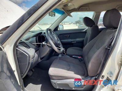 Zdjęcie 7 z 12 samochodu: 2012 KIA SOUL BASE VIN:KNDJT2A53C7358237 - miniatura