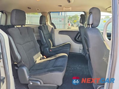 Zdjęcie 11 z 13 samochodu: 2018 DODGE GRAND CARAVAN SE VIN:2C4RDGBG5JR135447 - miniatura