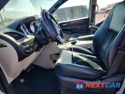 Zdjęcie 7 z 14 samochodu: 2018 DODGE GRAND CARAVAN SXT VIN:2C4RDGCG5JR218195 - miniatura
