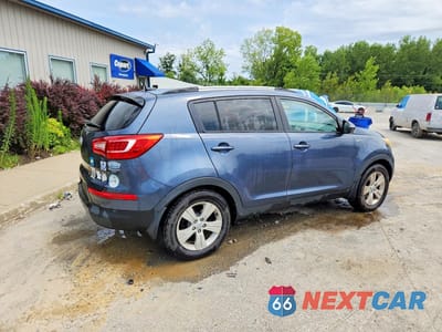 Trzecie zdjęcie samochodu z tyłu: 2012 KIA SPORTAGE LX VIN:KNDPBCA24C7317608 - miniatura