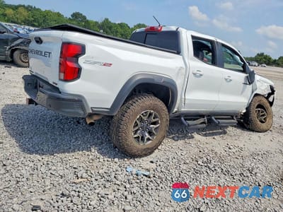 Trzecie zdjęcie samochodu z tyłu: 2024 CHEVROLET COLORADO ZR2 VIN:1GCPTFEK0R1216215 - miniatura