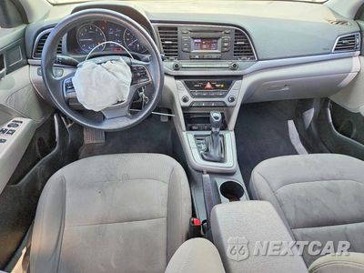 Zdjęcie 8 z 13 samochodu: 2018 HYUNDAI ELANTRA SE VIN:5NPD74LFXJH347764 - miniatura