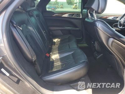 Zdjęcie 10 z 13 samochodu: 2019 LINCOLN MKZ RESERVE II VIN:3LN6L5MU1KR618583 - miniatura