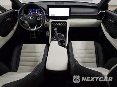 Zdjęcie 8 z 13 samochodu: 2026 LEXUS IS 350 F SPORT VIN:JTHGZ1B23T5096088 - miniatura