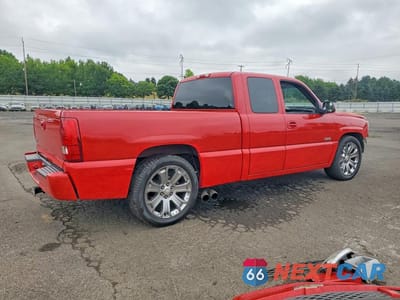 Trzecie zdjęcie samochodu z tyłu: 2004 CHEVROLET SILVERADO K1500 VIN:2GCEK19N041187500 - miniatura