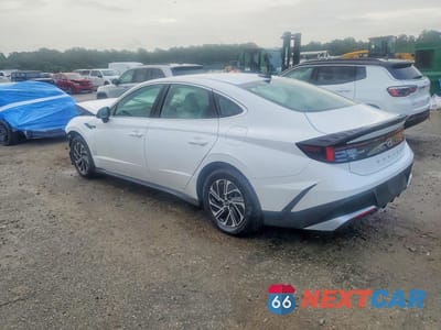 Drugie zdjęcie samochodu z przodu: 2026 HYUNDAI SONATA HYBRID BLUE VIN:KMHL24JJ6TA144751 - miniatura