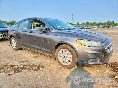 Czwarte zdjęcie samochodu z boku: 2019 FORD FUSION S VIN:3FA6P0G73KR194539 - miniatura
