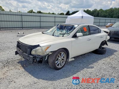 2010 NISSAN MAXIMA 3.5 S 1N4AA5AP4AC828889 - główne zdjęcie licytacji z USA - miniatura