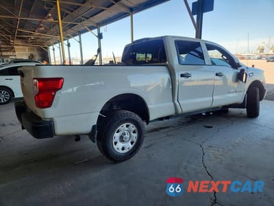 Trzecie zdjęcie samochodu z tyłu: 2021 NISSAN TITAN XD S VIN:1N6AA1FAXMN534457 - miniatura