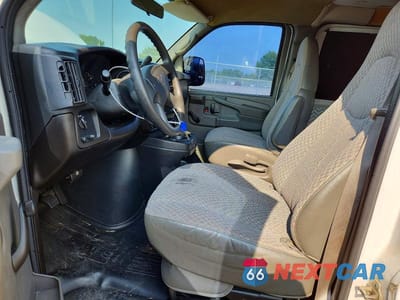 Zdjęcie 7 z 13 samochodu: 2007 CHEVROLET EXPRESS G1500 VIN:1GCFG15X771114907 - miniatura