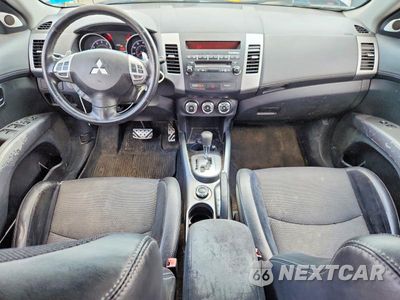 Zdjęcie 8 z 13 samochodu: 2010 MITSUBISHI OUTLANDER GT VIN:JA4JT5AXXAZ007145 - miniatura