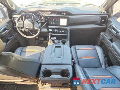 Zdjęcie 8 z 12 samochodu: 2022 GMC SIERRA K1500 AT4 VIN:1GTPUEEL4NZ609176 - miniatura