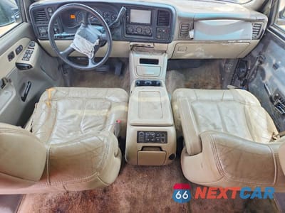 Zdjęcie 8 z 14 samochodu: 2002 CHEVROLET TAHOE VIN:1GNEK13Z42R236303 - miniatura