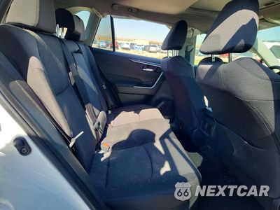 Zdjęcie 10 z 12 samochodu: 2025 TOYOTA RAV4 HYBRID XLE VIN:JTMRWRFV4SD328059 - miniatura