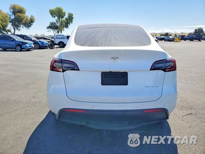 Zdjęcie 6 z 12 samochodu: 2021 TESLA MODEL Y VIN:5YJYGDEE3MF096918 - miniatura