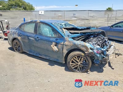 Czwarte zdjęcie samochodu z boku: 2026 TOYOTA CAMRY SE VIN:4T1DAACKXTU745459 - miniatura