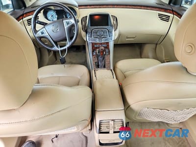 Zdjęcie 8 z 12 samochodu: 2013 BUICK LACROSSE VIN:1G4GC5E39DF173214 - miniatura